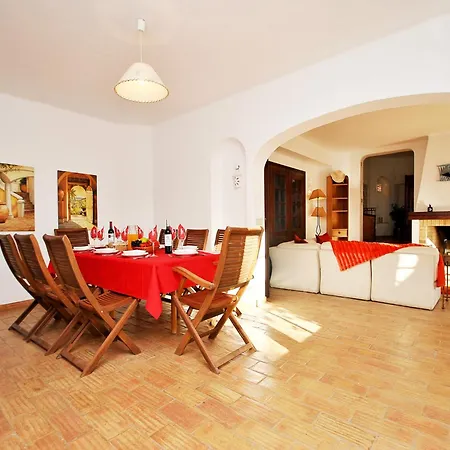 Villa In Gale Near Sandy Beach *