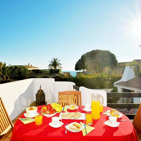 Villa With Bbq, Pool Albufeira