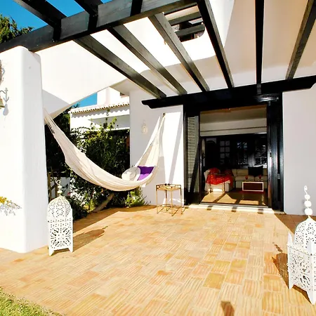 Villa In Gale Near Sandy Beach Villa